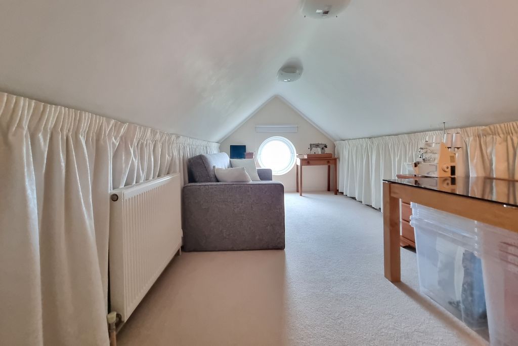 Additional image 19 of 3 bed detached house for saleHayling Island, Hampshire PO11