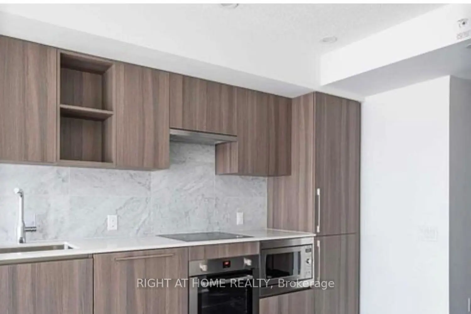 Additional image 2 of 17 Bathurst Street 3205