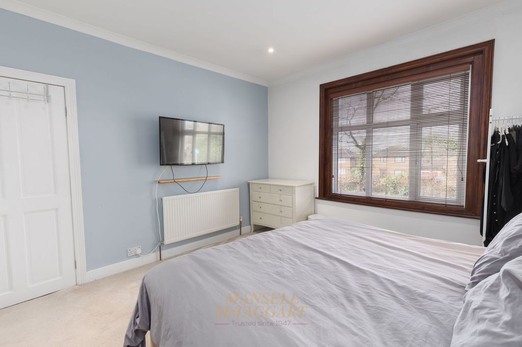 Additional image 11 of 2 bed maisonette for saleBrighton Road, Horley RH6