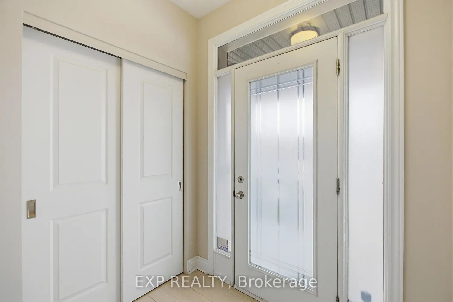 710 Brian Good Avenue photo 2