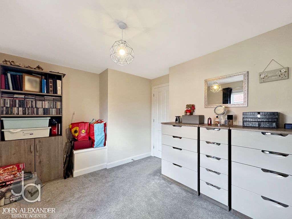 Additional image 25 of 4 bed detached house for salePrimrose Avenue, Dovercourt CO12