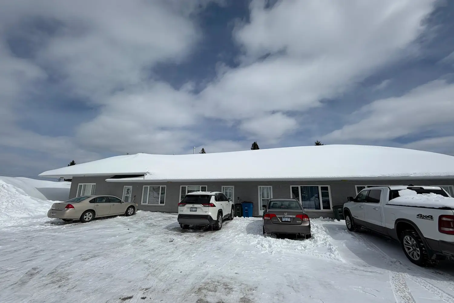 364 Eleventh Avenue photo 2