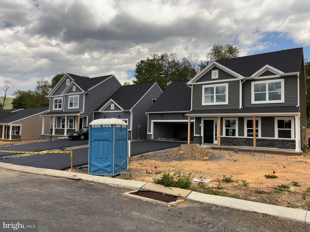 Additional image 4 of 200 Grace Ann Court, Fayetteville, PA 17222