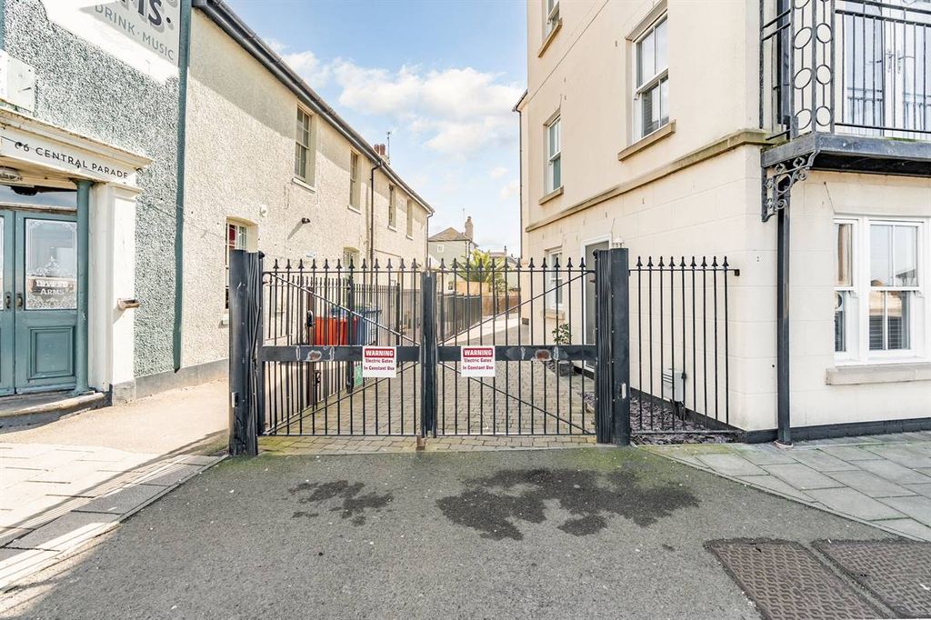 Additional image 15 of 2 bed flat for saleCentral Parade, Herne Bay CT6