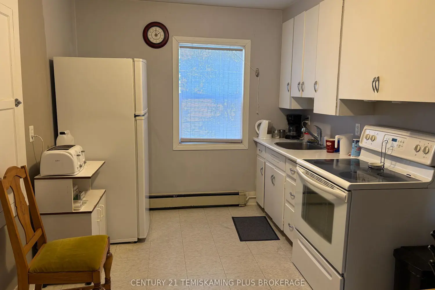 69 Mccamus Avenue photo 3