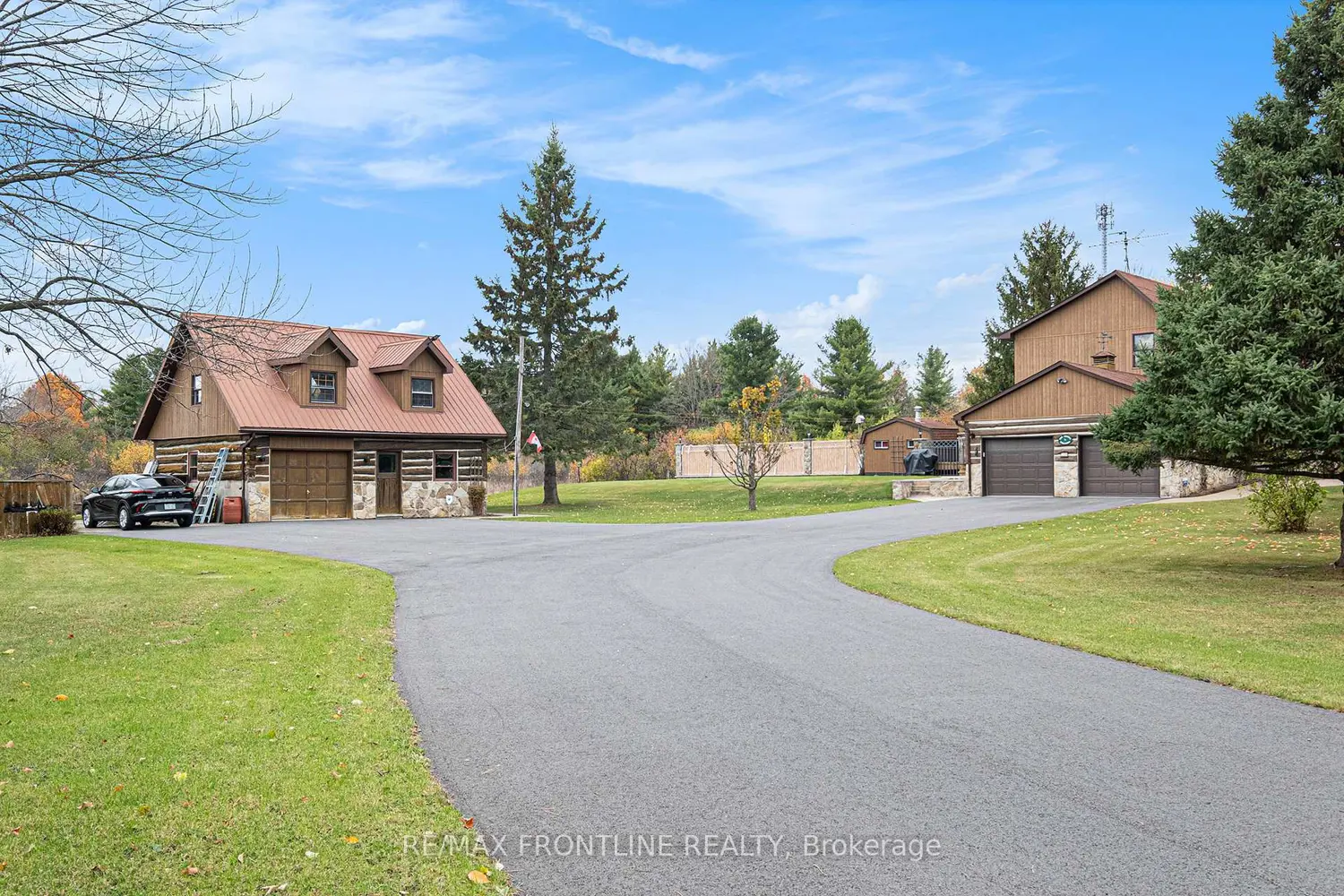510 Port Elmsley Road photo 3
