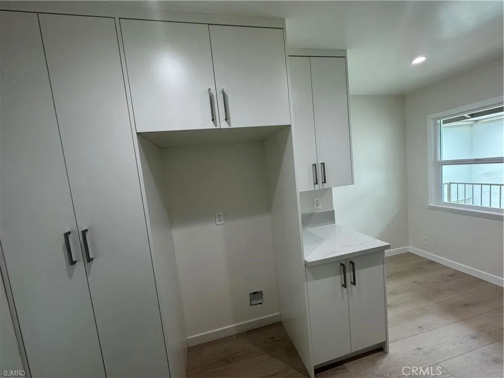 200 S Chevy Chase Dr, Glendale, CA 91205 photo 5