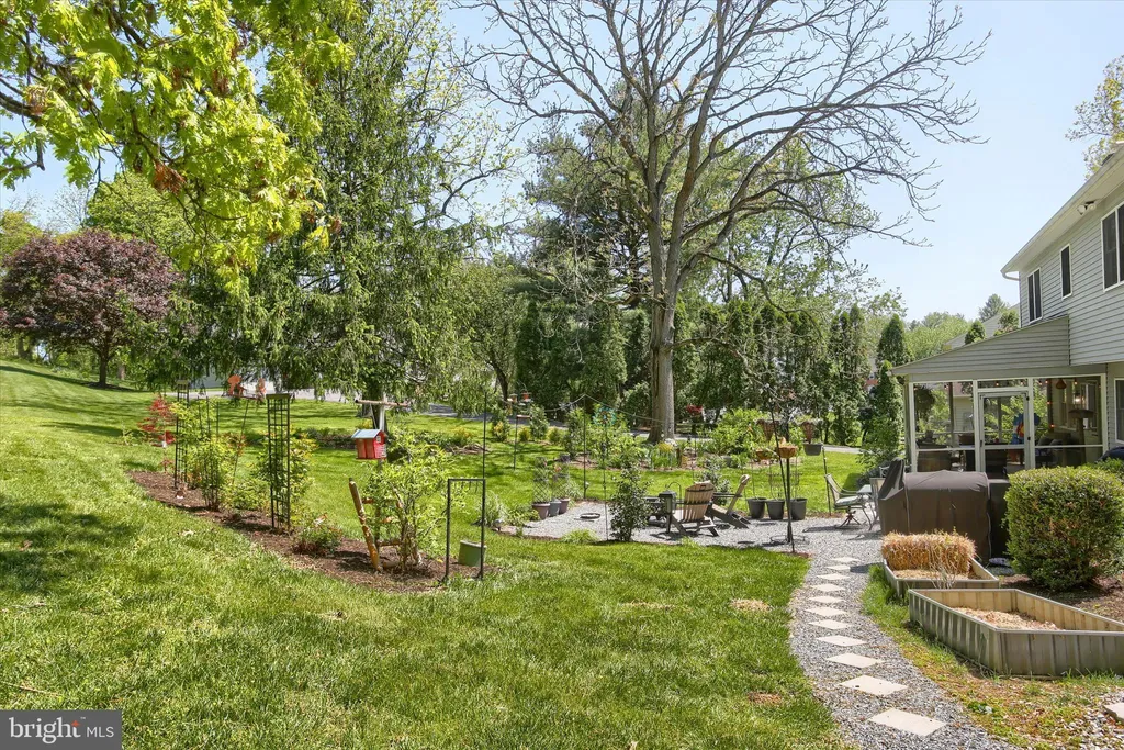 1169 Snapper Dam Road, Landisville, PA 17538
