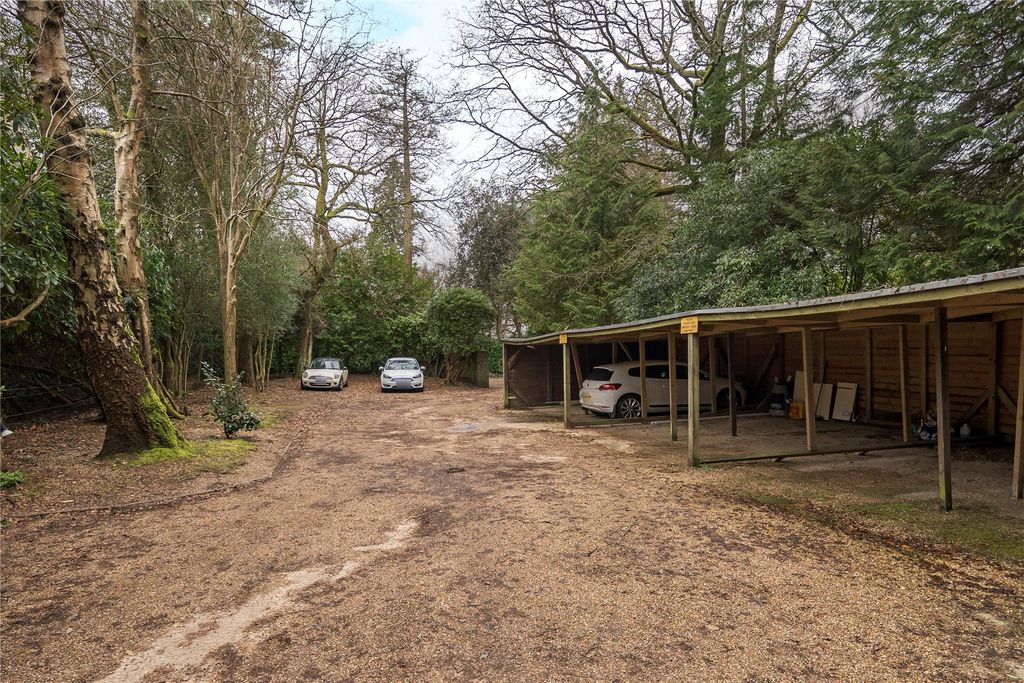 Additional image 16 of 2 bed flat for saleHindhead, Surrey GU26