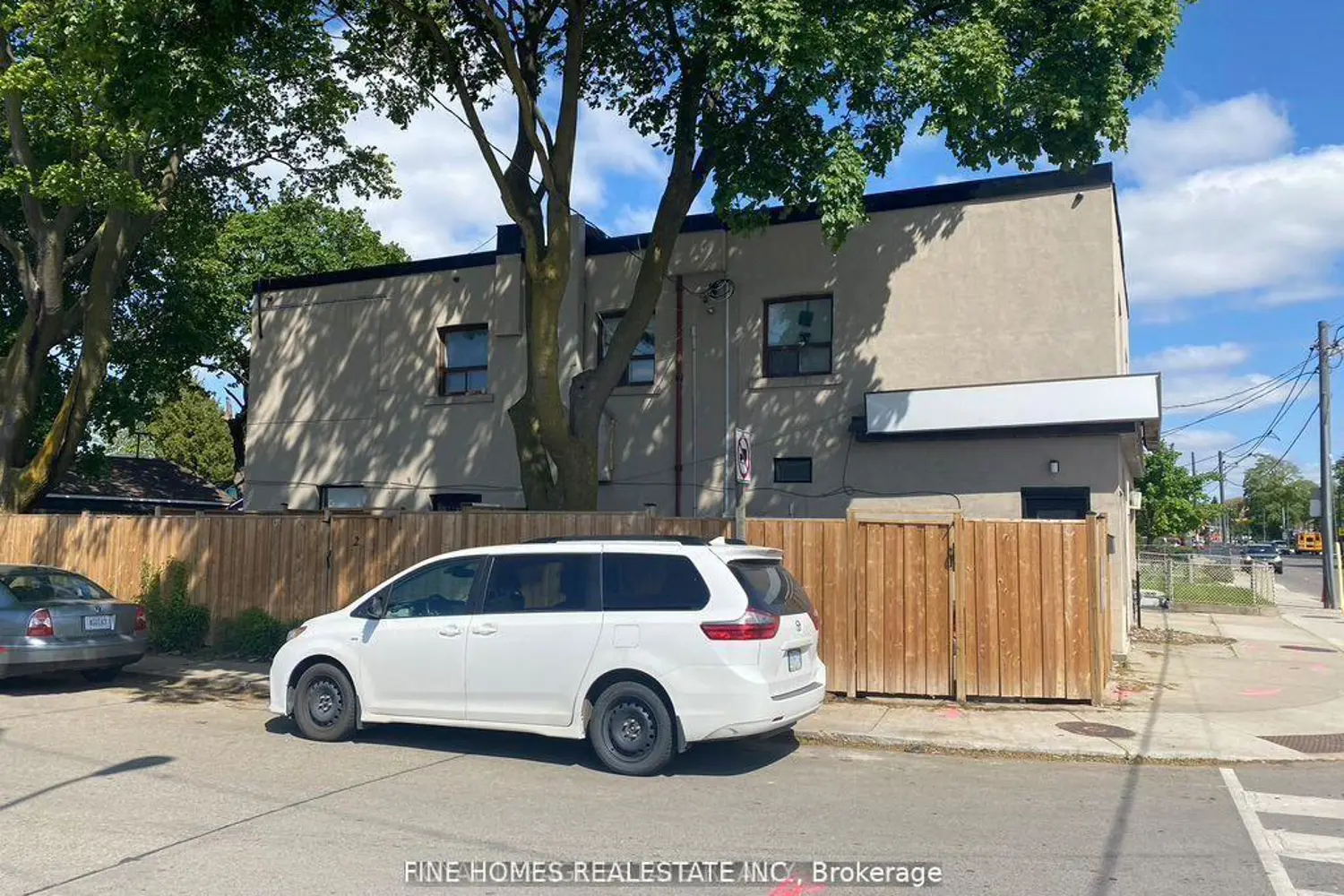 Additional image 9 of 1762 Keele Street