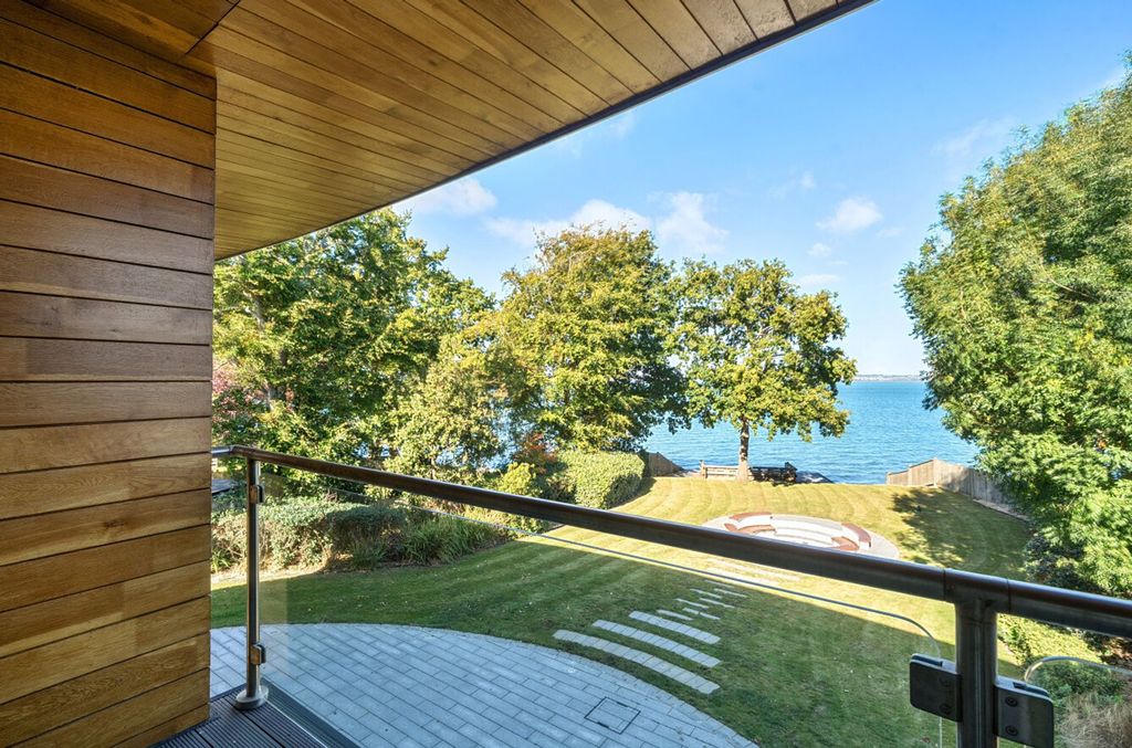 Additional image 12 of 5 bed detached house for saleNorth Shore Road, Hayling Island PO11