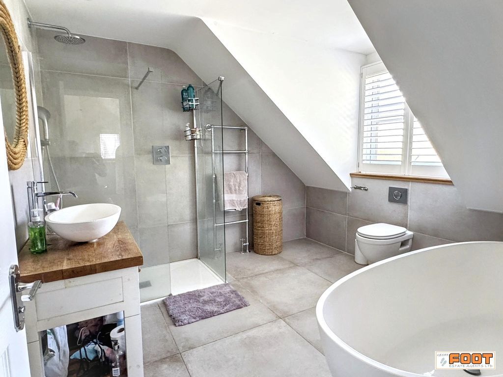 Additional image 9 of 5 bed detached house for saleHollow Lane, Hayling Island PO11