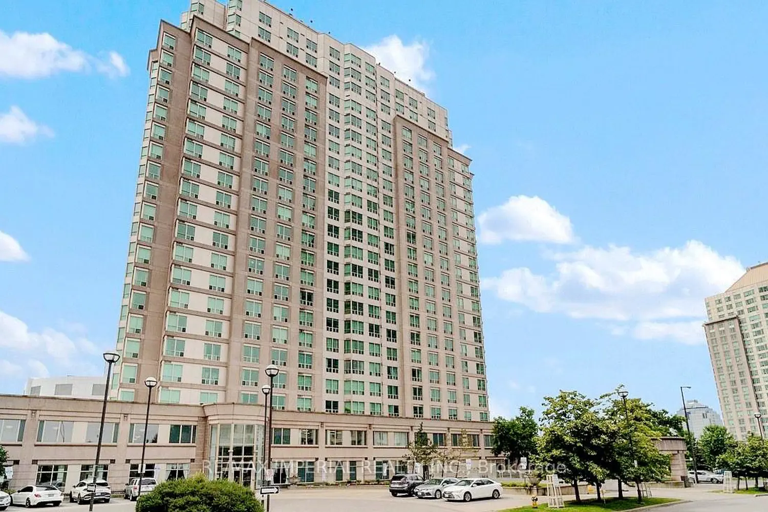 1 Lee Centre Drive 2209 photo 2
