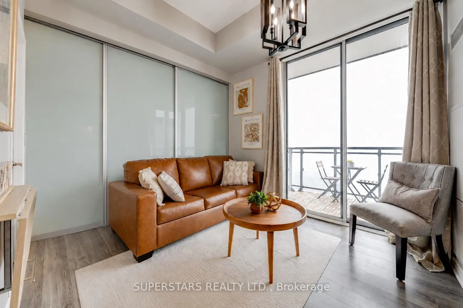11611 Yonge Street 525 photo 3