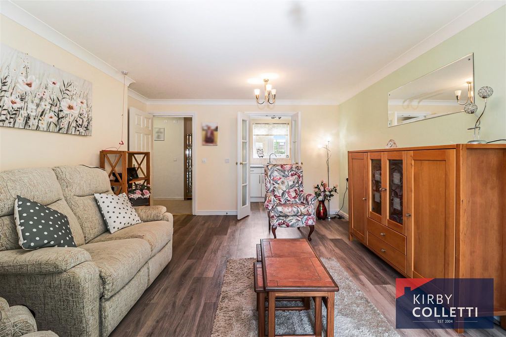 Additional image 3 of 2 bed flat for saleBrocket Road, Hoddesdon EN11