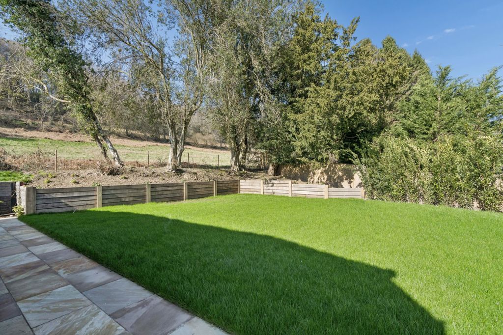 Additional image 12 of 5 bed detached house for saleCritchmere Hill, Haslemere, Surrey GU27