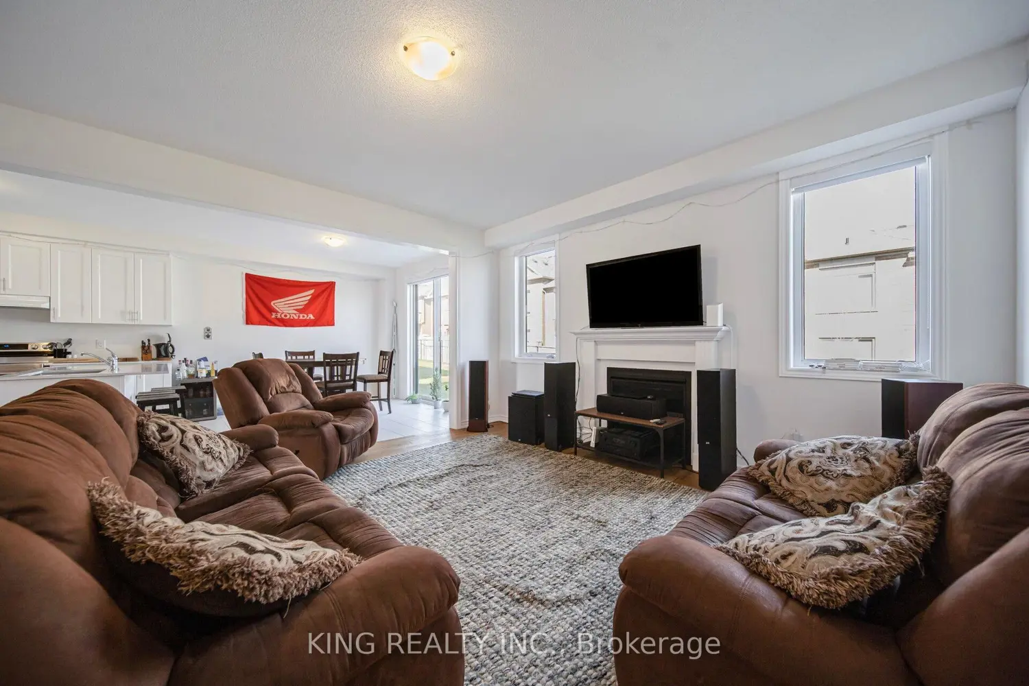 69 Lawrence D. Pridham Avenue photo 4