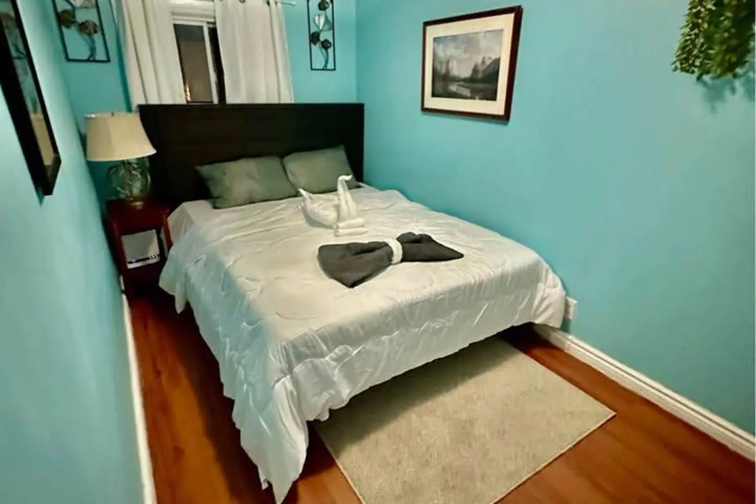541 Aylmer Street photo 5