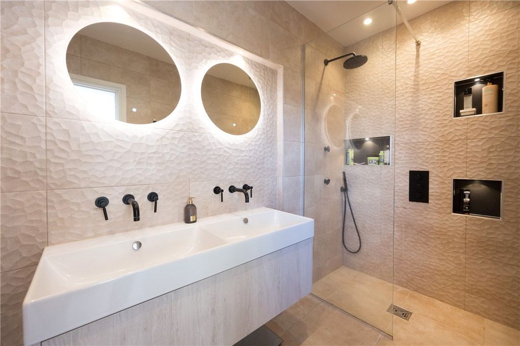 Additional image 15 of 4 bed detached house for saleRossett Green Lane, Harrogate, North Yorkshire HG2