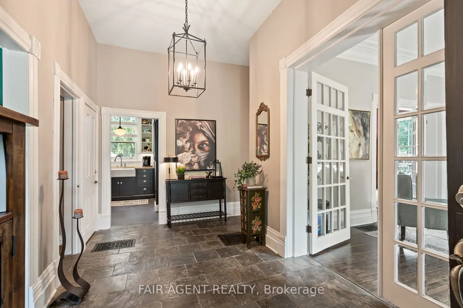26 Daly Avenue photo 2