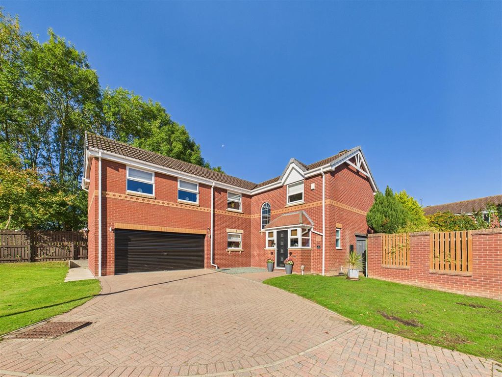 4 bed detached house for saleBirch Close, Hessle HU13