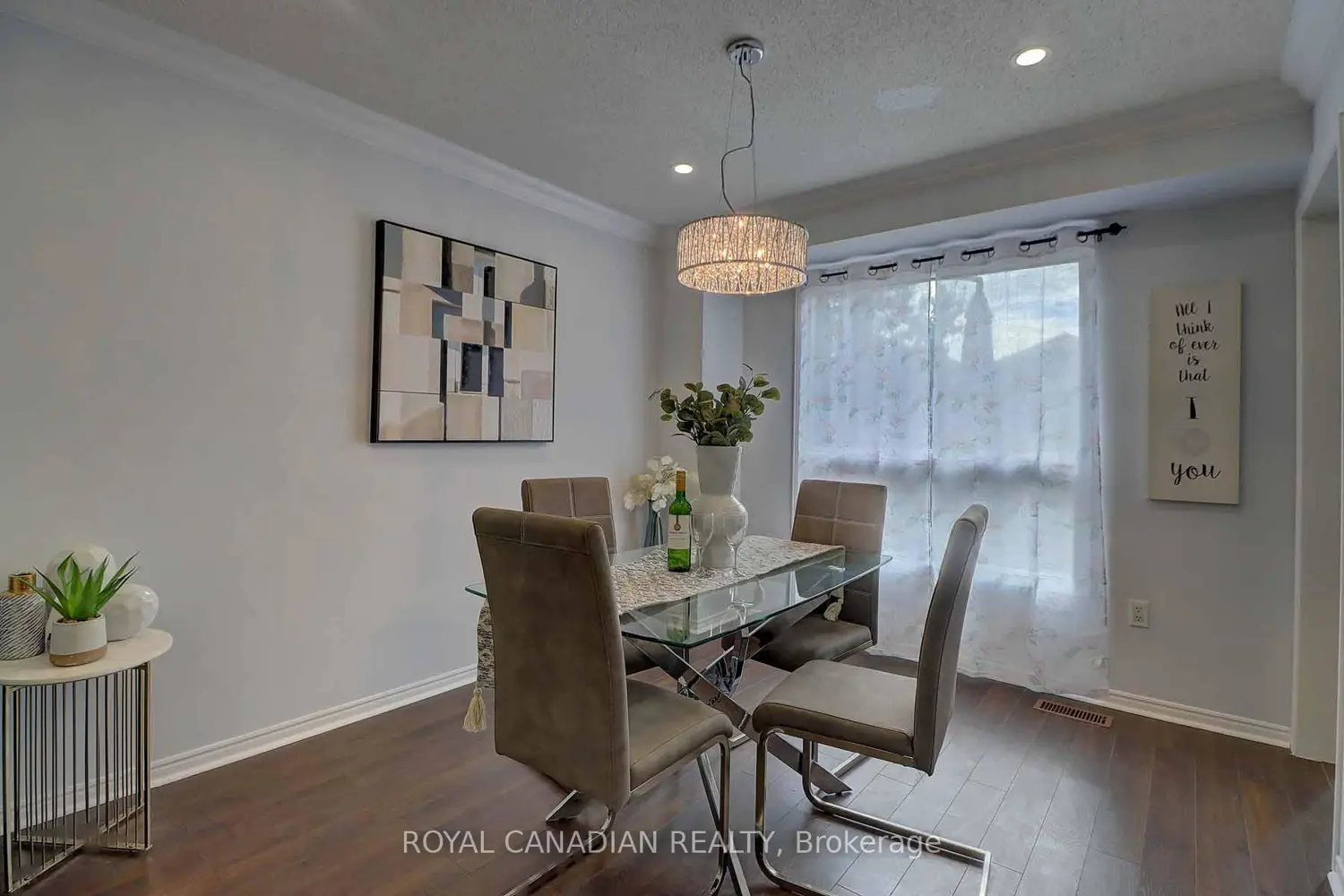 40 Doncaster Crescent photo 4