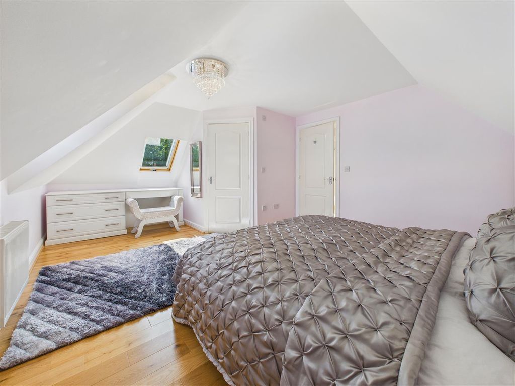 Additional image 14 of 4 bed detached house for saleSwanland Road, Hessle HU13