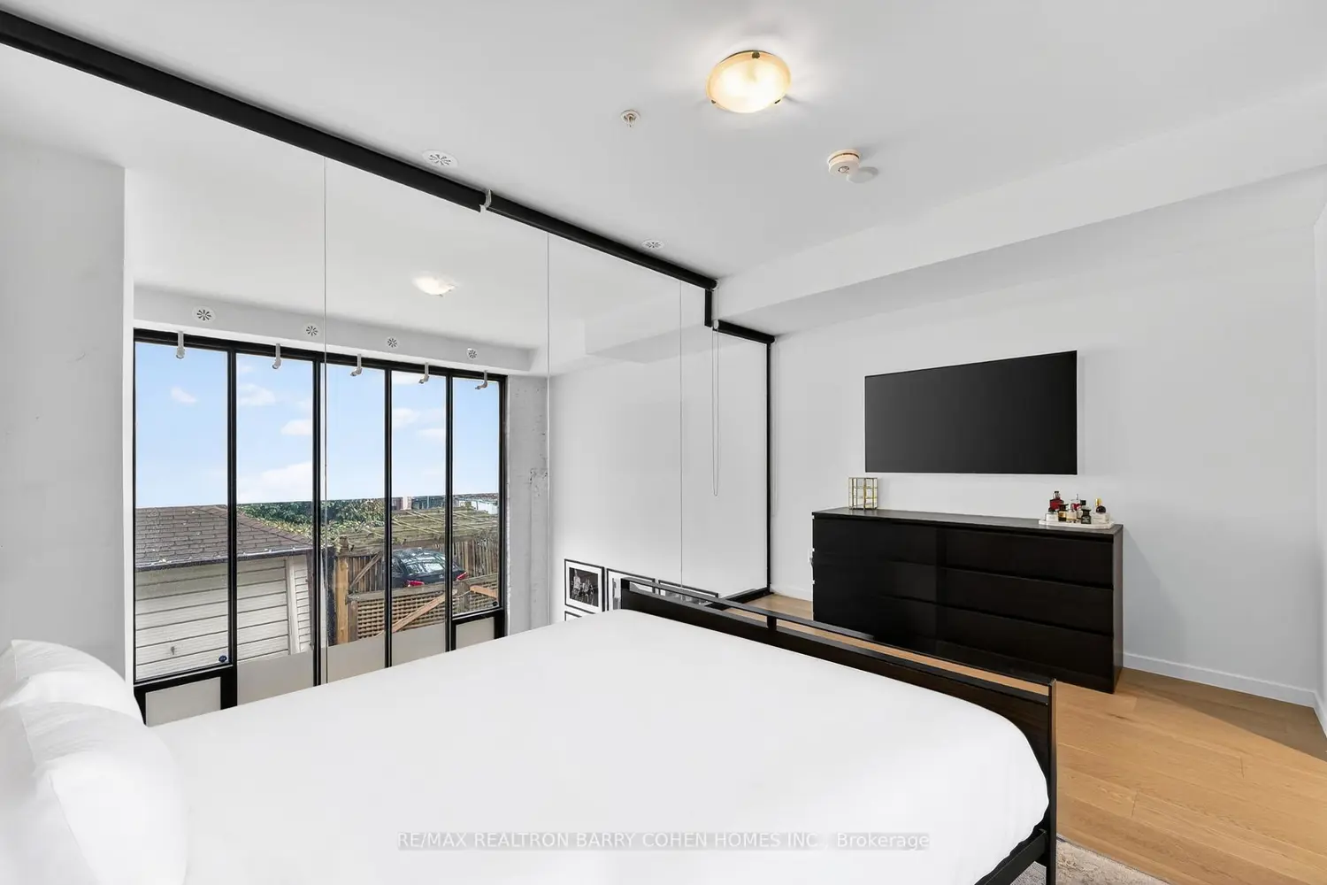 Additional image 15 of 50 Bartlett Avenue 7