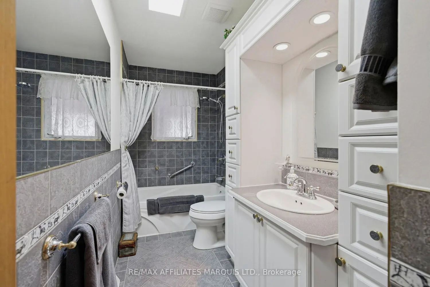 Additional image 11 of 1212 Brodeur Street
