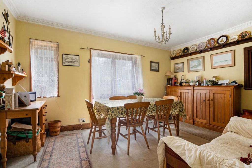 Additional image 11 of 5 bed detached house for saleTilford Road, Hindhead GU26