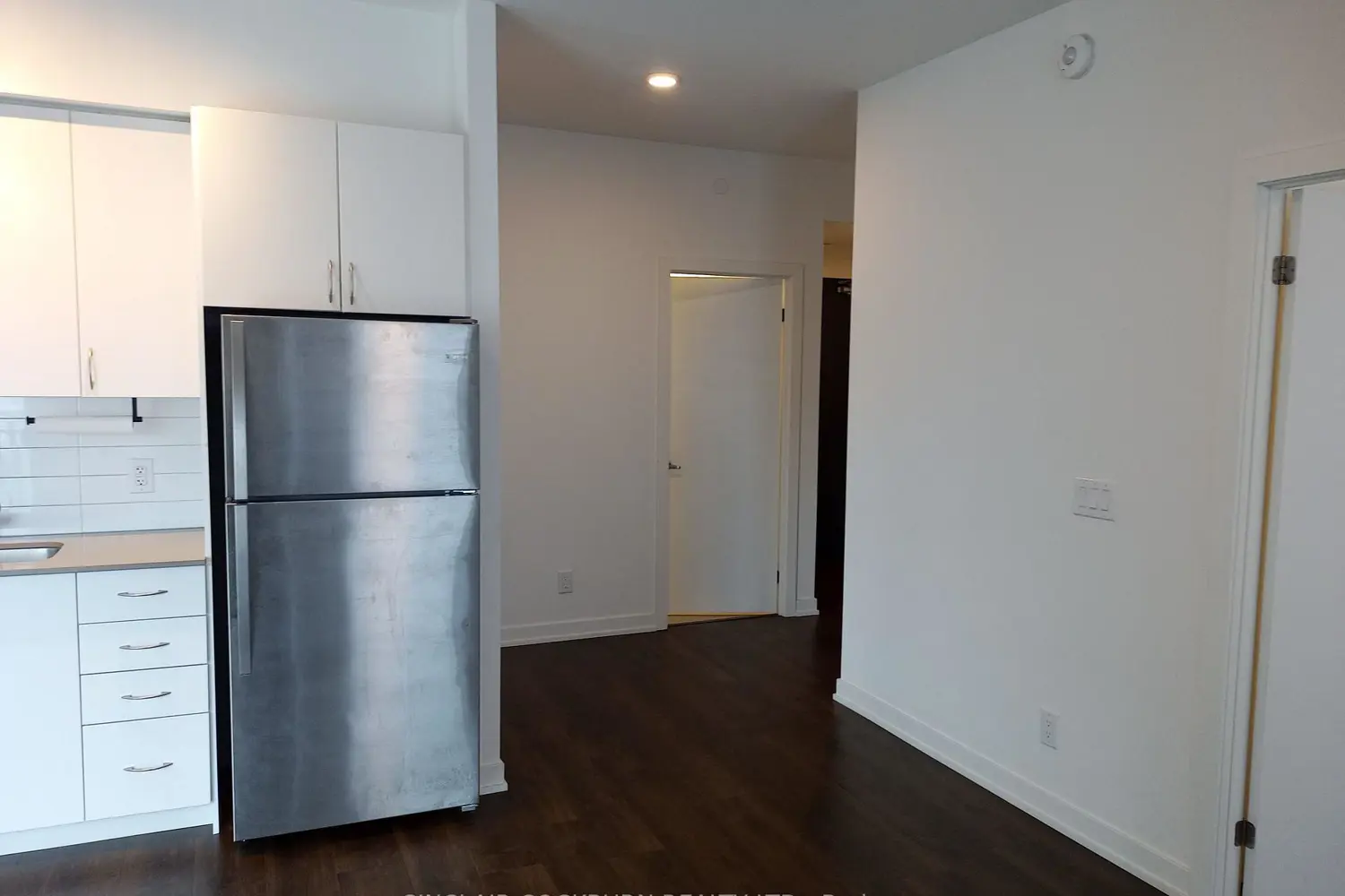 Additional image 4 of 56 Lakeside Terrace 409
