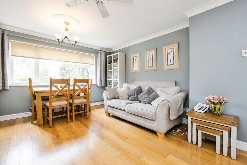Additional image 12 of 2 bed maisonette for saleHurstlands Close, Hornchurch RM11