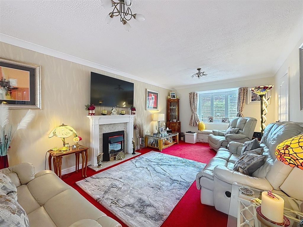 Additional image 2 of 4 bed detached house for saleCheyne Garth, Hornsea HU18