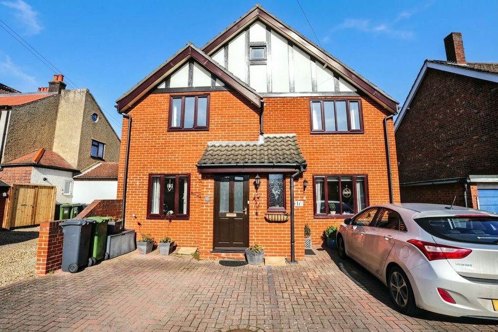 2 bed flat for saleAlexandra Road, Sheringham NR26