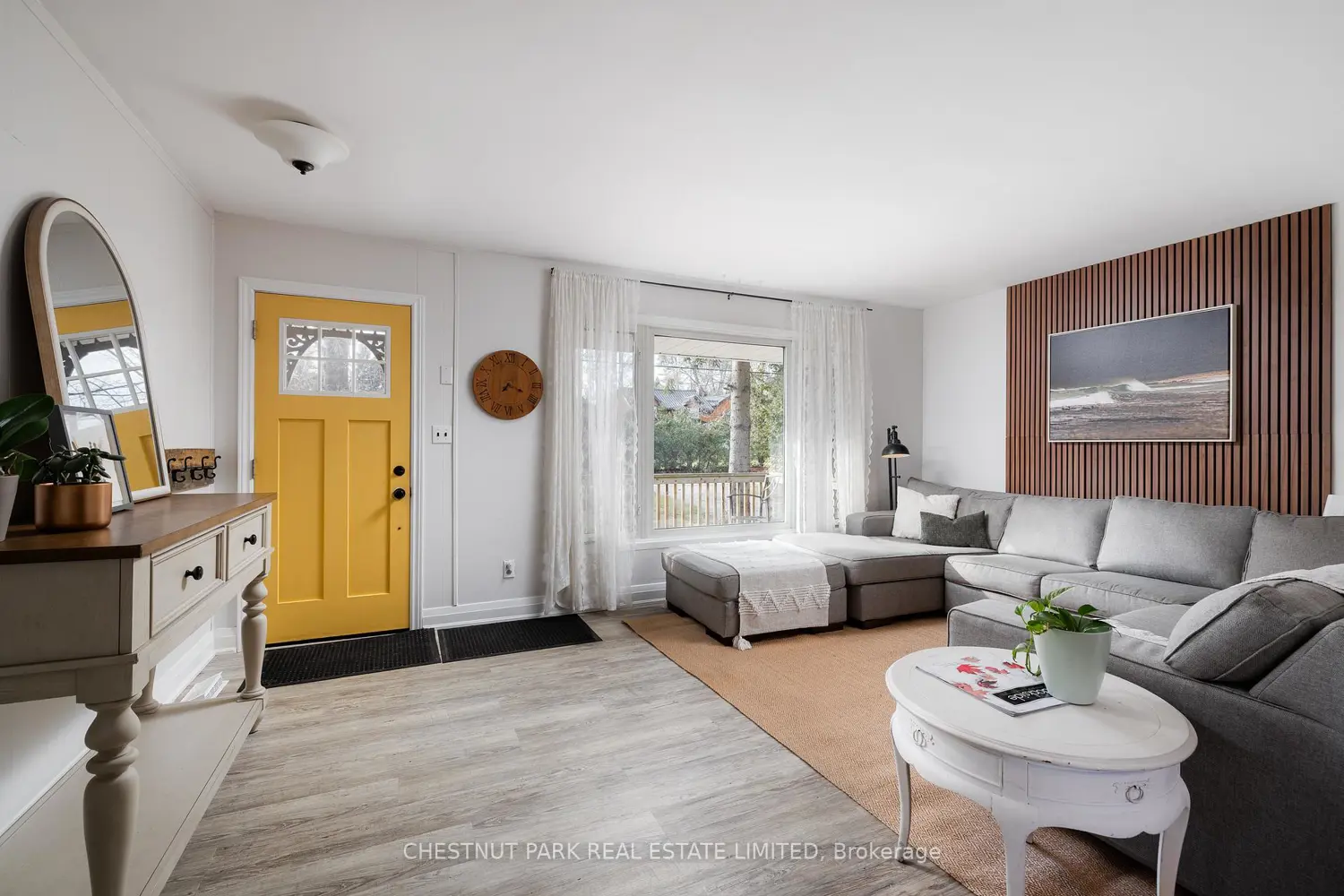 47 Lakeshore Road photo 5