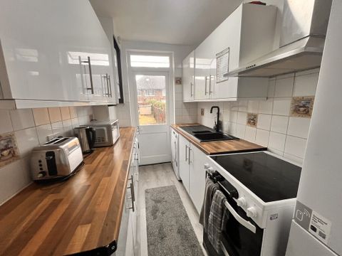 Grove Road, Mitcham CR4