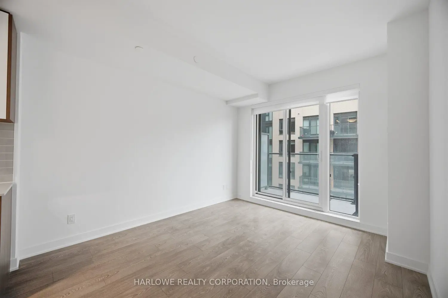 Additional image 6 of 543 Richmond Street 924