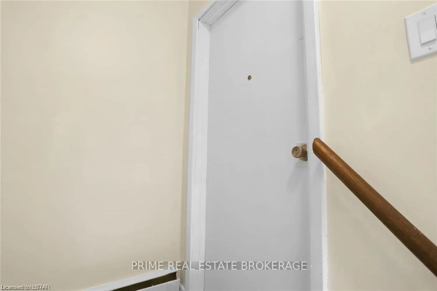 329 Salisbury Street photo 3