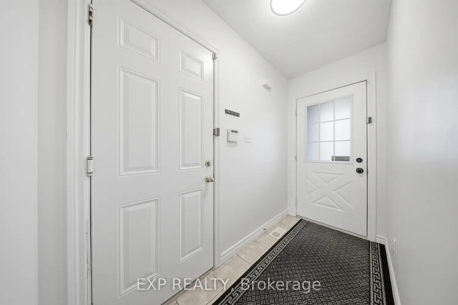 35 Thames Way photo 4