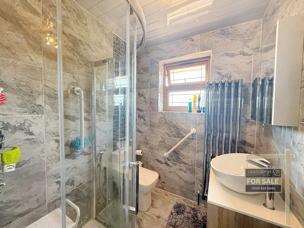 Additional image 13 of 5 bed semi-detached house for saleOxford Avenue, Hayes UB3