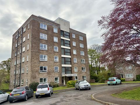 Cleeve Lodge Close, Bristol BS16