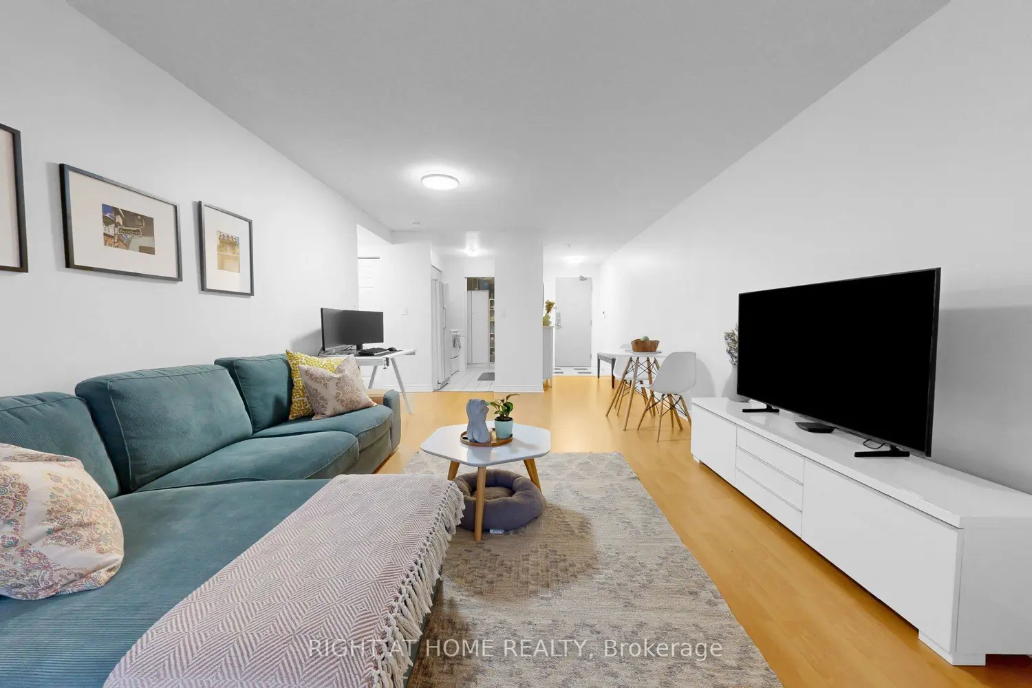 Additional image 6 of 2100 John Street 216