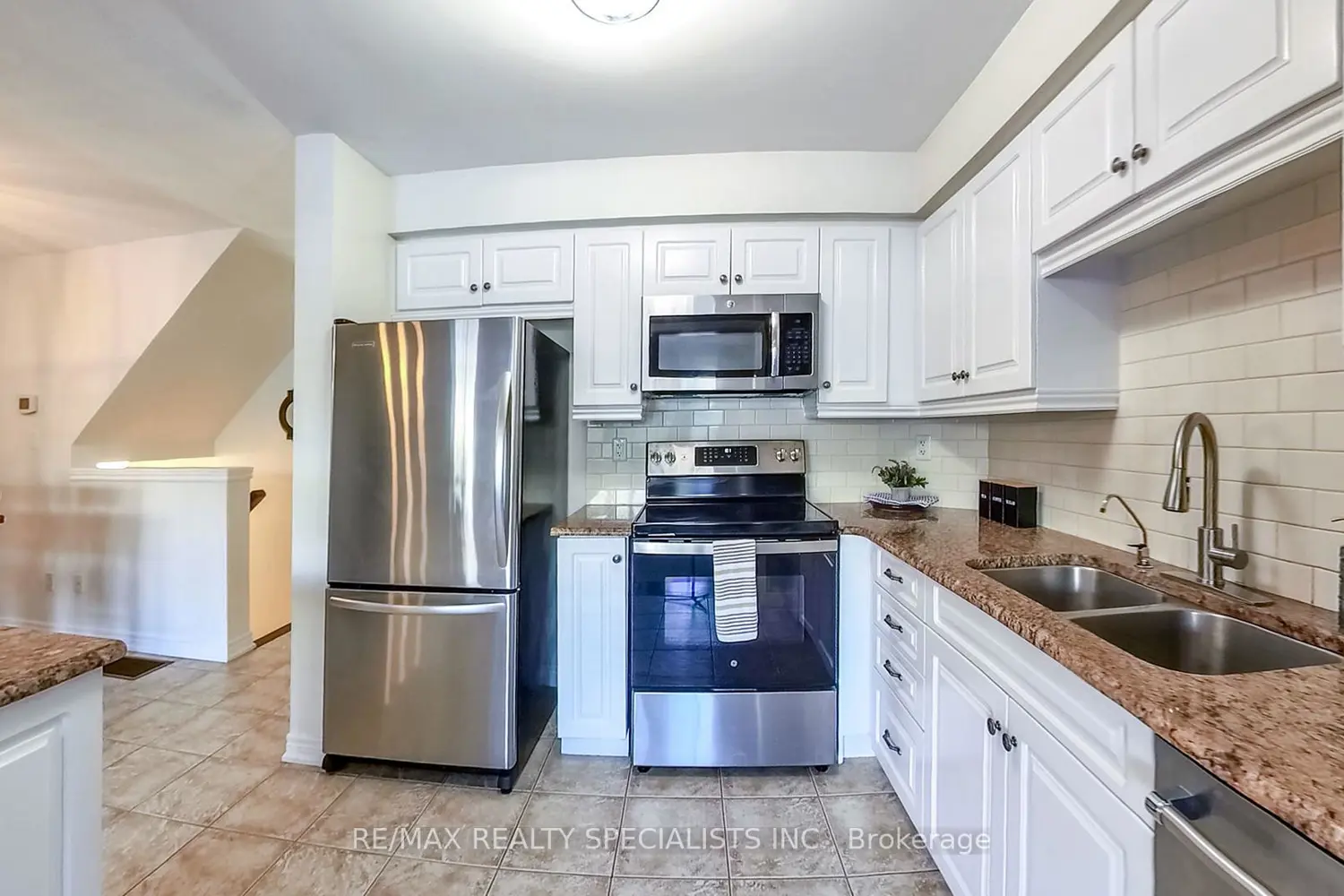 189 Fall Fair Way photo 3