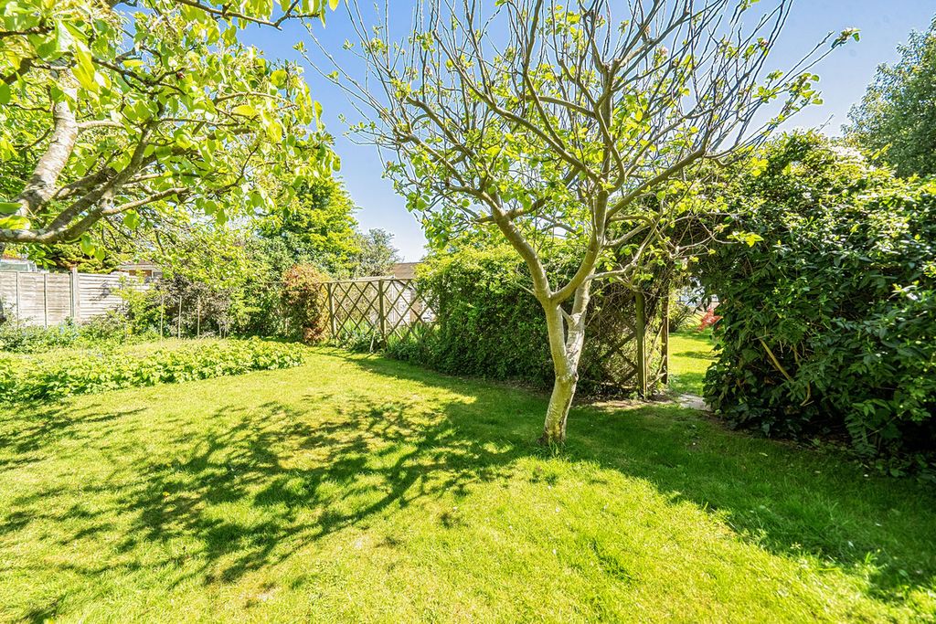 Additional image 36 of 4 bed detached house for saleSt Catherines Road, Hayling Island PO11