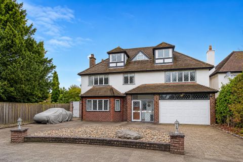 Champneys Close, South Cheam SM2