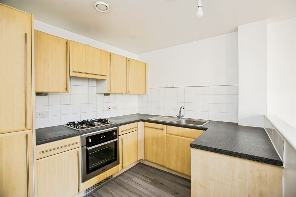 Additional image 3 of 2 bed penthouse for saleCharlotte Close, Halifax HX1
