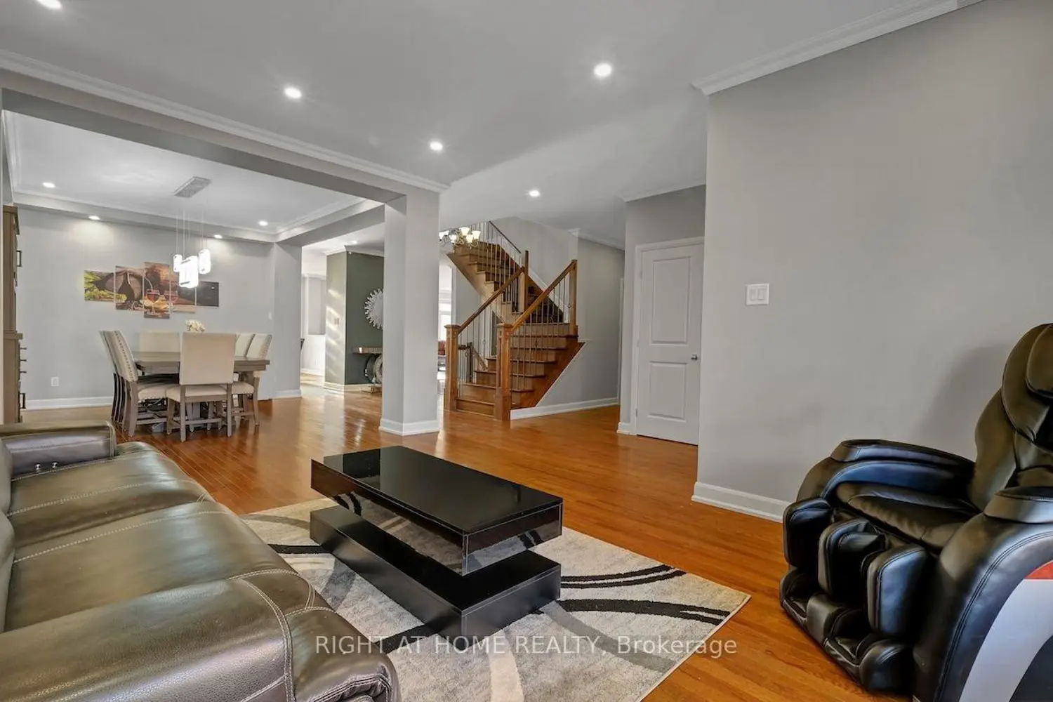 211 Denali Way photo 5