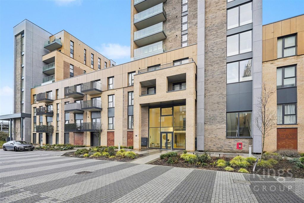 1 bed flat for saleGodfrey House, Edinburgh Gate, Harlow CM20