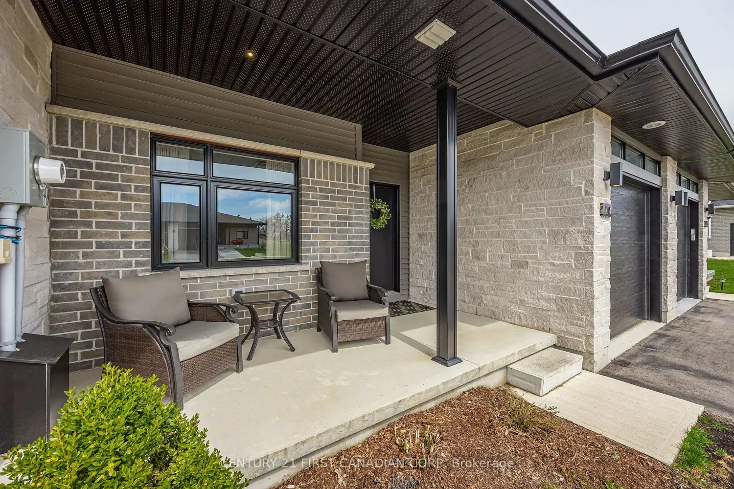 Additional image 3 of 100 Rowe Avenue