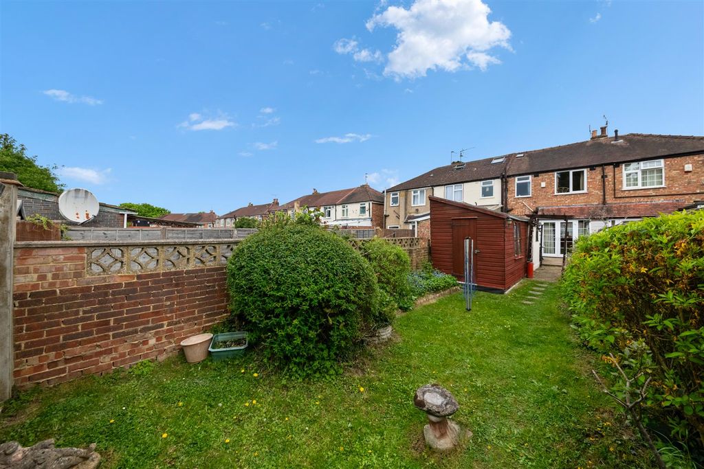 Additional image 7 of 2 bed terraced house for saleWoodrow Avenue, Hayes UB4
